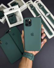 Load image into Gallery viewer, Silicon Case (PINE GREEN)
